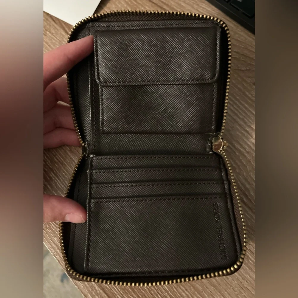 Brown Monogram Michael Kors Wallet with Zipper - Picture 3 of 3